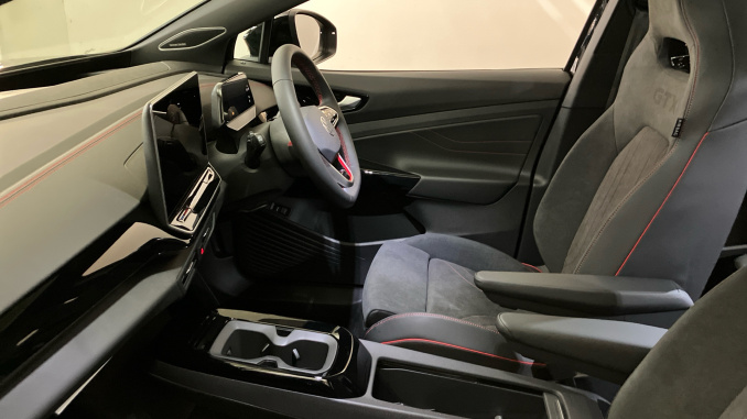 Volkswagen ID.4 250kW 4MOTION GTX Edition 79kWh 5dr Auto Electric Estate - Image 29